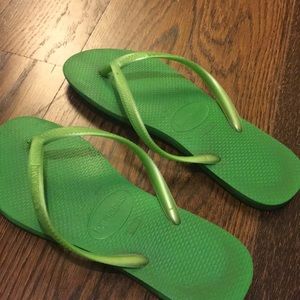 green flip flops